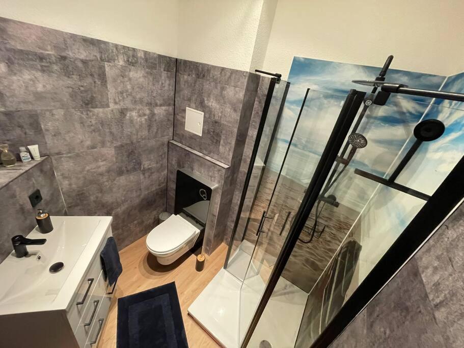 Innenstadt Refugium In Ruhiger Wasserlage+balkon * Leipzig