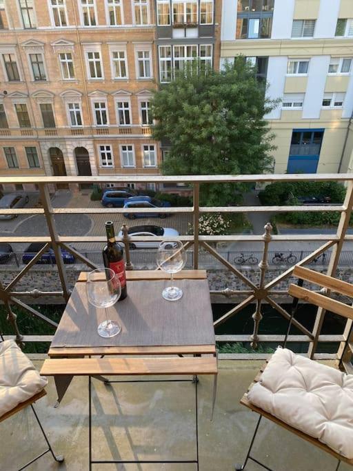 Innenstadt Refugium In Ruhiger Wasserlage+balkon Apartment Leipzig
