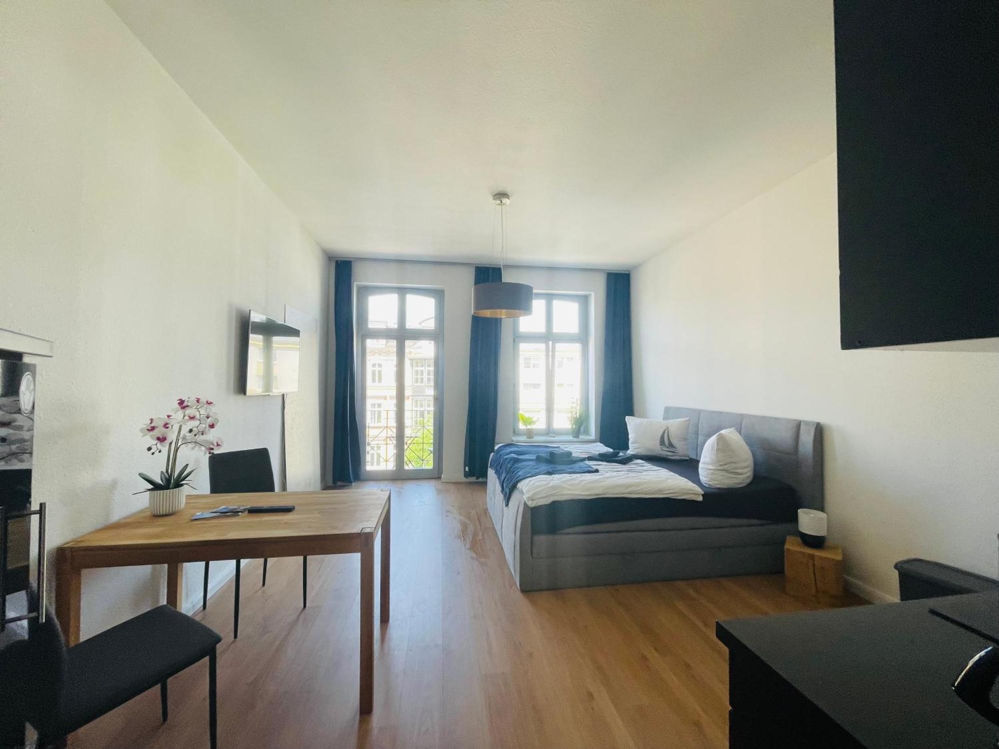 Apartment Innenstadt Refugium In Ruhiger Wasserlage+balkon