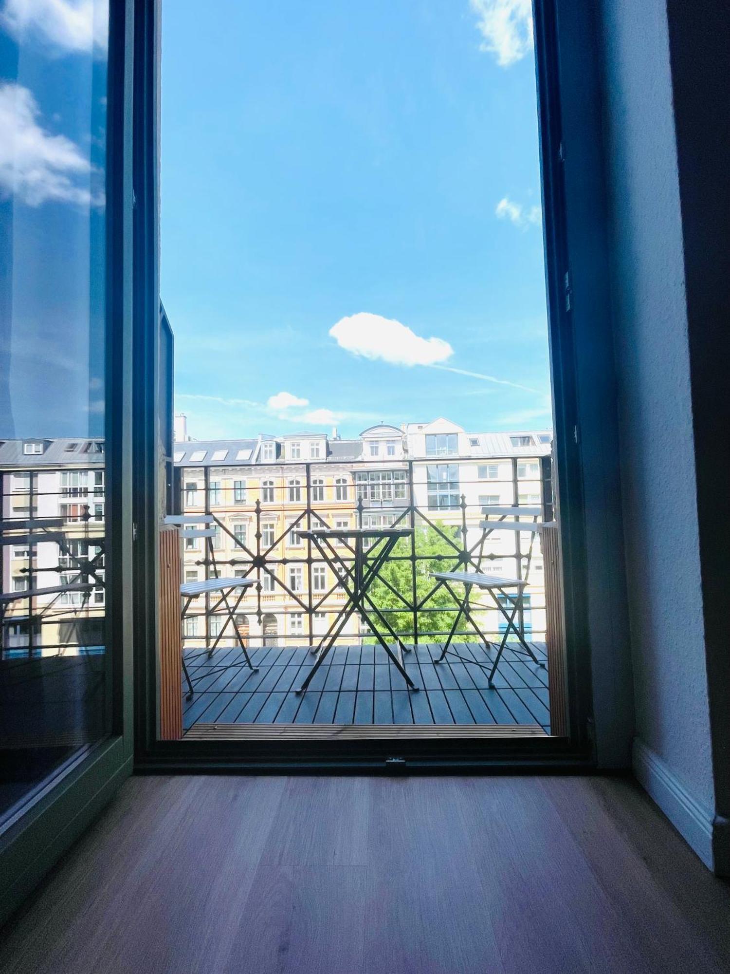 Innenstadt Refugium In Ruhiger Wasserlage+balkon *